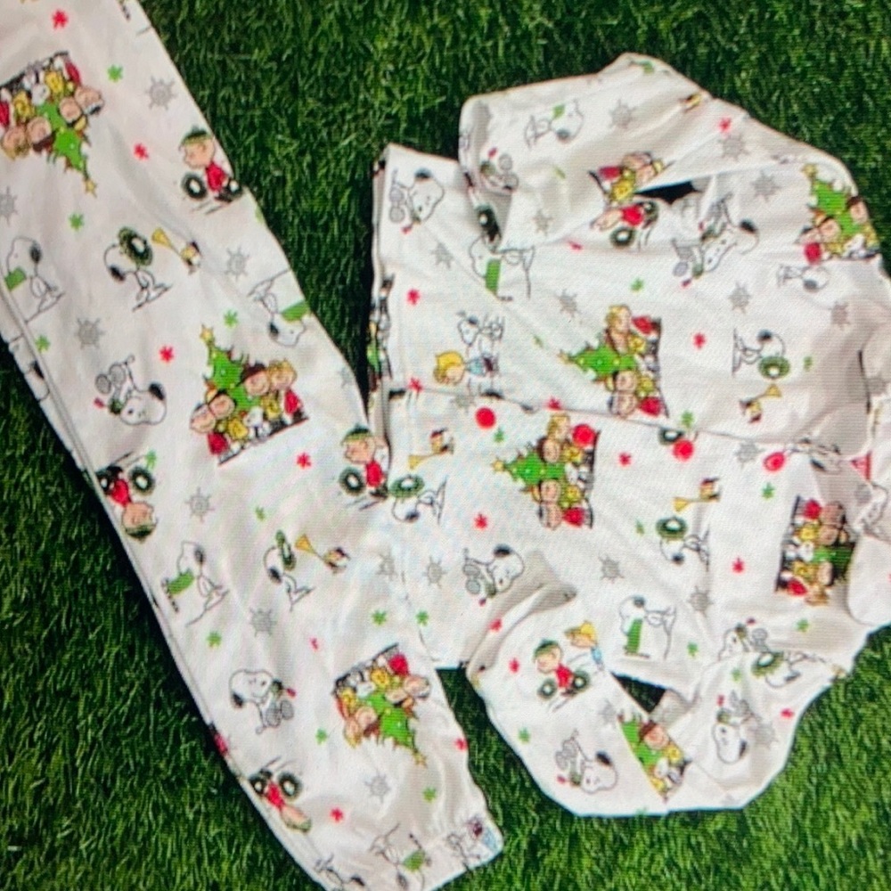 Kids peanuts pajama set